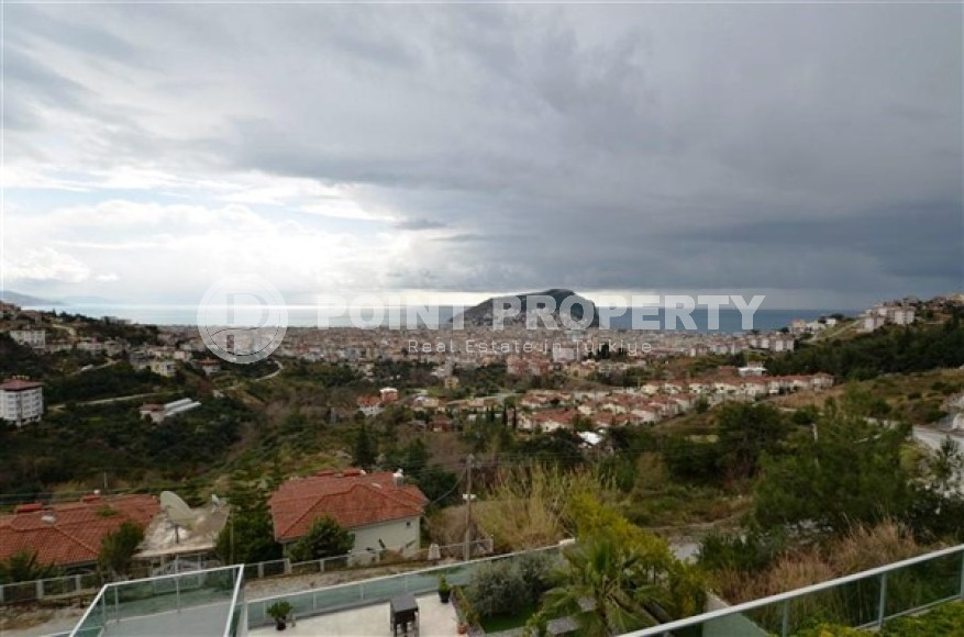 Six-room villa with a total area of 366 m2 and a luxurious view in Alanya, Tepe-id-3793-photo-21