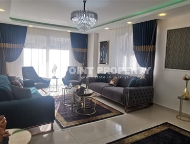 Вместительные апартаменты 3+1 с площадью 160 м2 в центральной части района Махмутлар-id-3796-фото-2