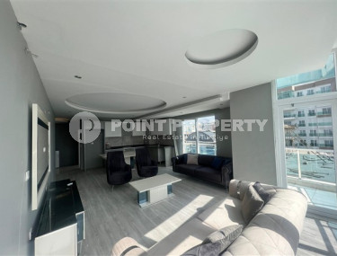 Large three bedroom apartment with an area of 160 m2, Mahmutlar area-id-3798-photo-1