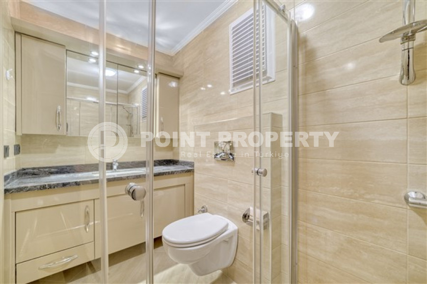 Bright, spacious apartment on the 5th floor in the cozy Kestel area.-id-3799-photo-7