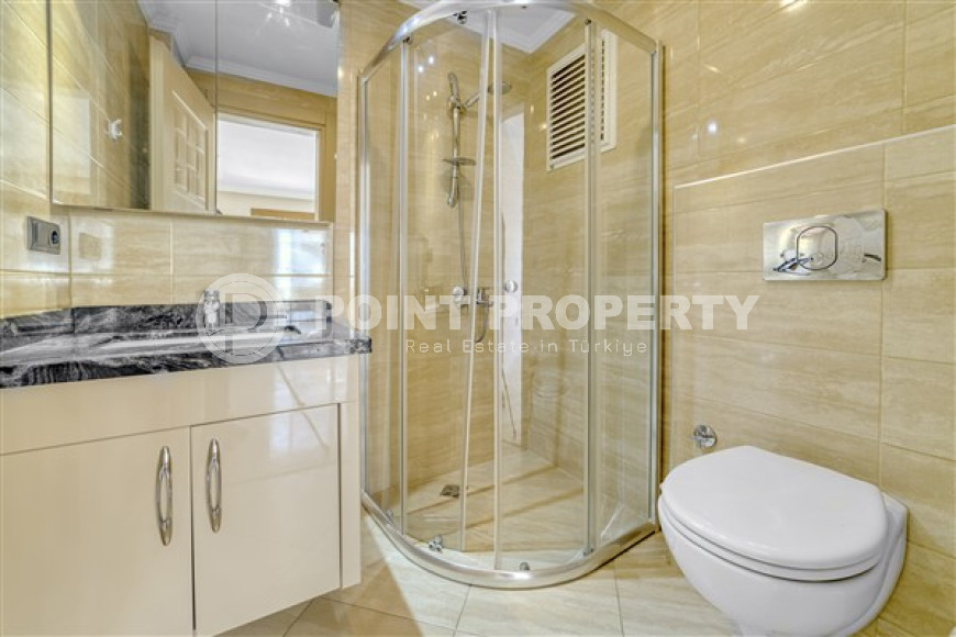 Bright, spacious apartment on the 5th floor in the cozy Kestel area.-id-3799-photo-9