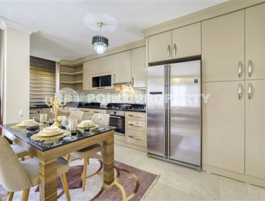 Стильная квартира с двумя спальными комнатами в 100 метрах от моря.-id-3800-фото-3