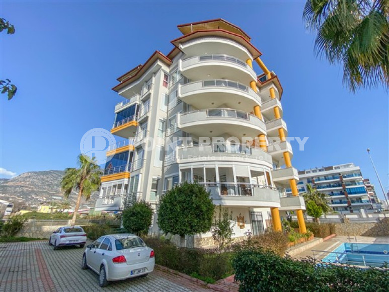 Просторный дуплекс 3+1, общей площадью 170 м2, с мебелью и бытовой техникой.-id-3802-фото-17