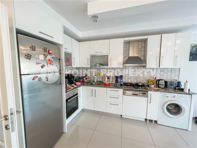 Меблированная квартира с двумя спальными комнатами в 50 метрах от набережной и пляжа.-id-3805-фото-3