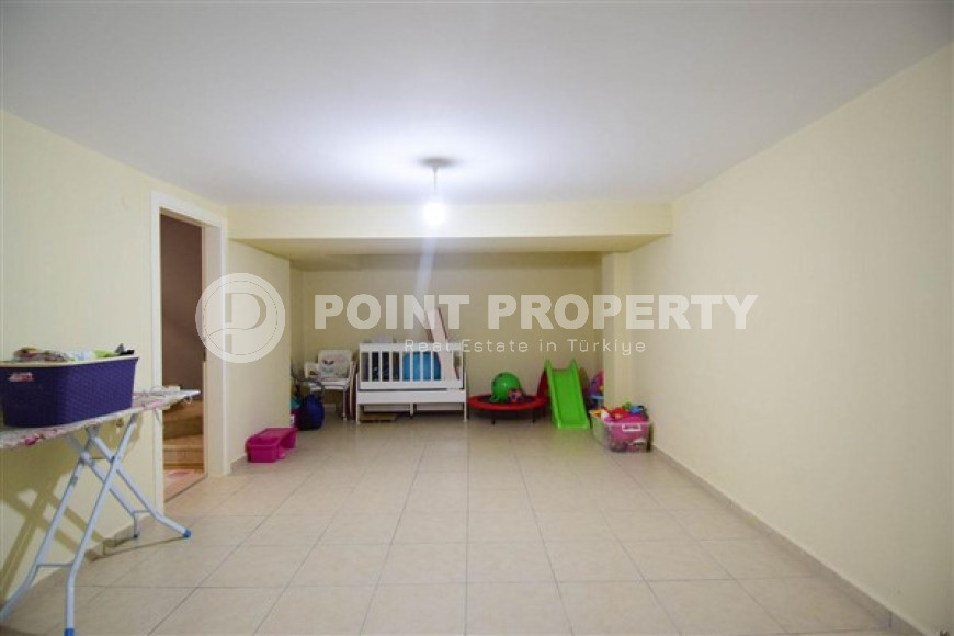 Красивый пятикомнатный дуплекс 200 м2 с двумя балконами, центр Аланьи-id-3809-фото-14