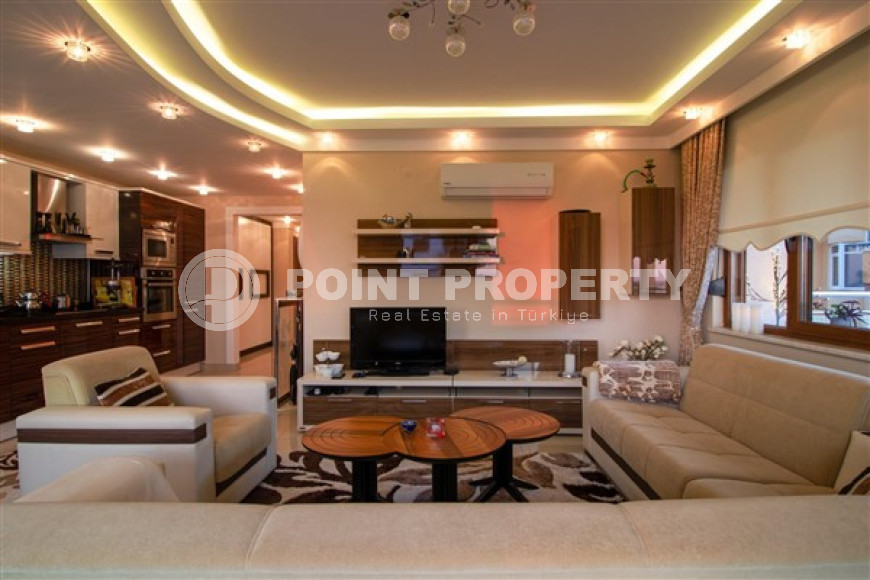 Вместительные апартаменты 140 м2 в 500 метрах от обустроенных пляжей района Махмутлар-id-3812-фото-5