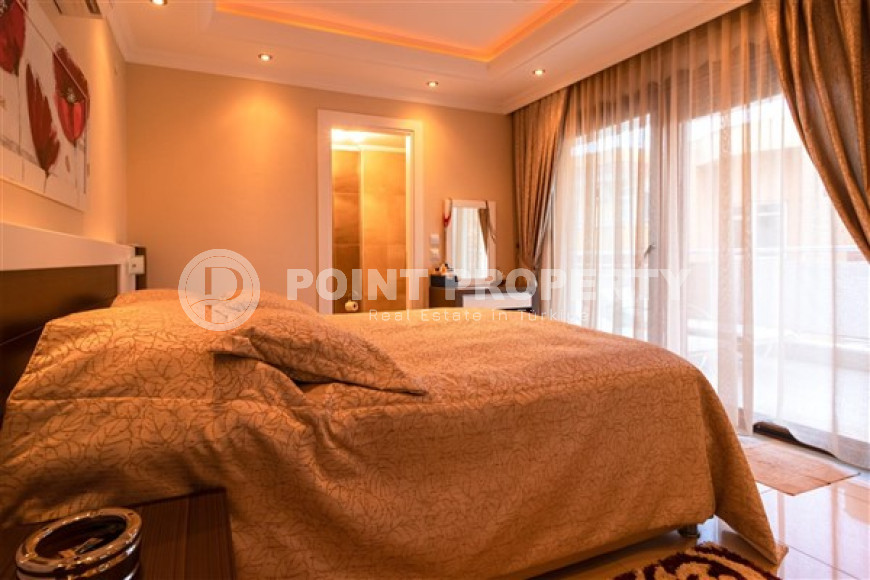 Вместительные апартаменты 140 м2 в 500 метрах от обустроенных пляжей района Махмутлар-id-3812-фото-11