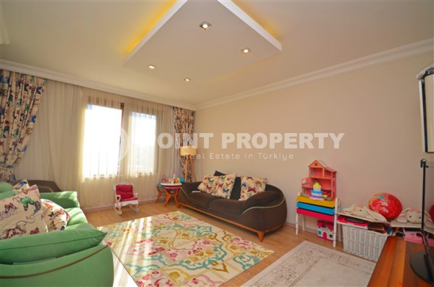 Four-room apartment with a large living area of 200 m2, Cikcilli district-id-3815-photo-3