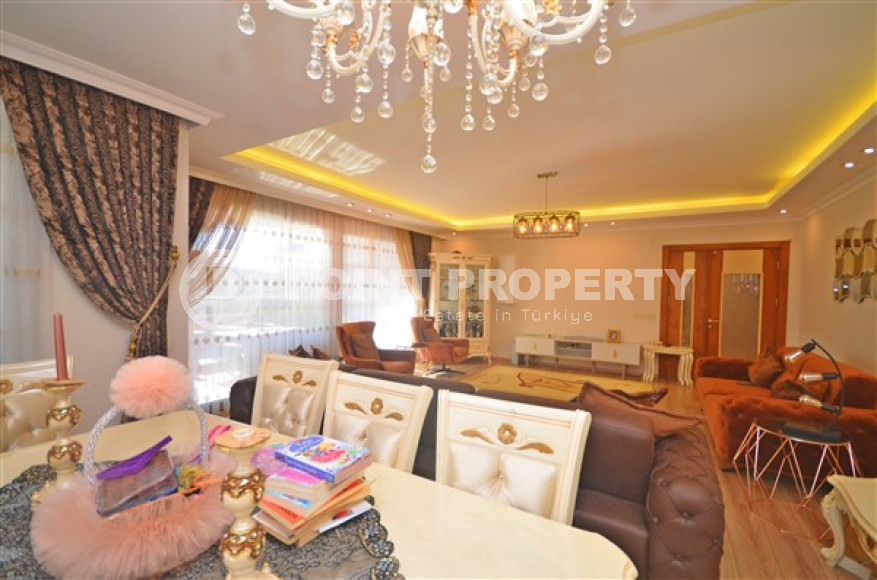 Four-room apartment with a large living area of 200 m2, Cikcilli district-id-3815-photo-4