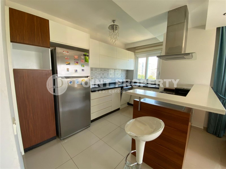 Меблированная трехкомнатная квартира в районе Кестель, 115м2. До моря 400 метров.-id-1324-фото-7