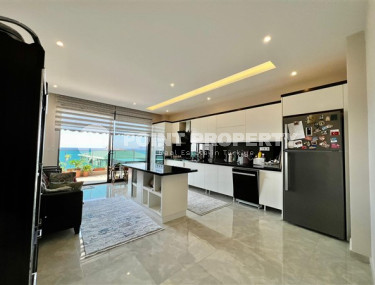 Роскошный дуплекс с видом на море в 50 метрах от пляжа в районе Каргыджак.-id-3821-фото-3