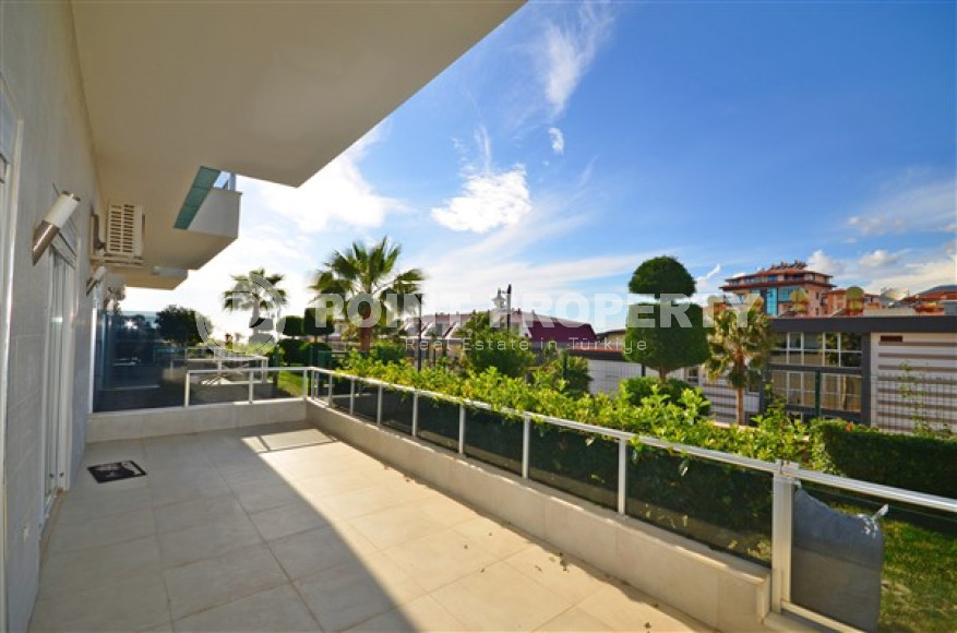 Четырехкомнатный дуплекс с площадью 180 м2 в 150 метрах от пляжа, район Кестель-id-3824-фото-5