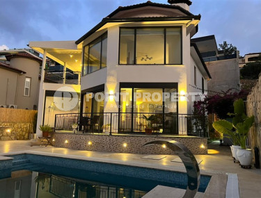 Роскошная двухэтажная вилла 4+1 с бассейном и уютным садом.-id-3826-фото-2