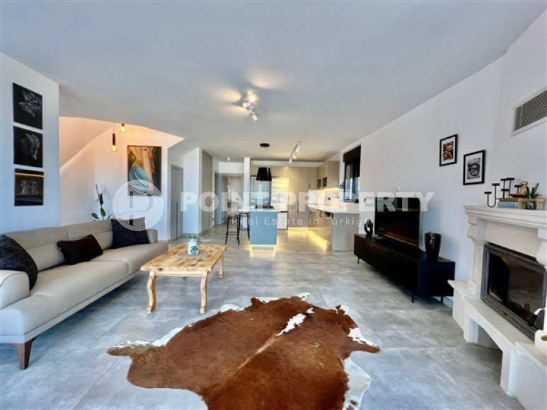 Роскошная двухэтажная вилла 4+1 с бассейном и уютным садом.-id-3826-фото-7