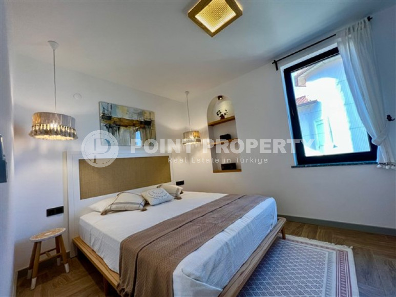 Роскошная двухэтажная вилла 4+1 с бассейном и уютным садом.-id-3826-фото-17