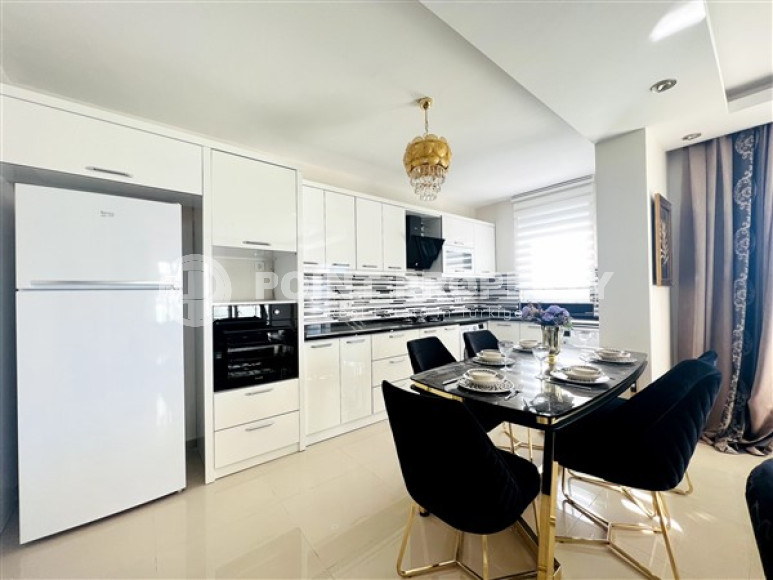 Трёхкомнатные апартаменты 130 м2 с видом на горы, район Кестель-id-3827-фото-2