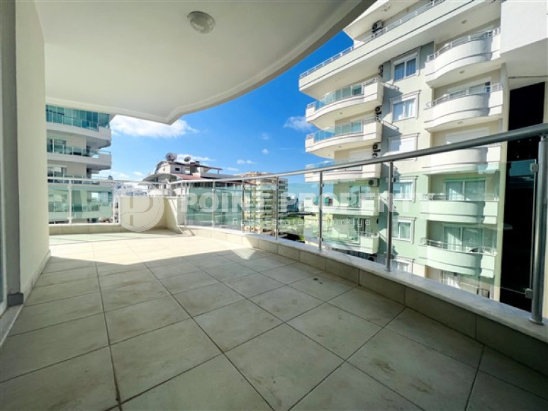 Трёхкомнатные апартаменты 130 м2 с видом на горы, район Кестель-id-3827-фото-9