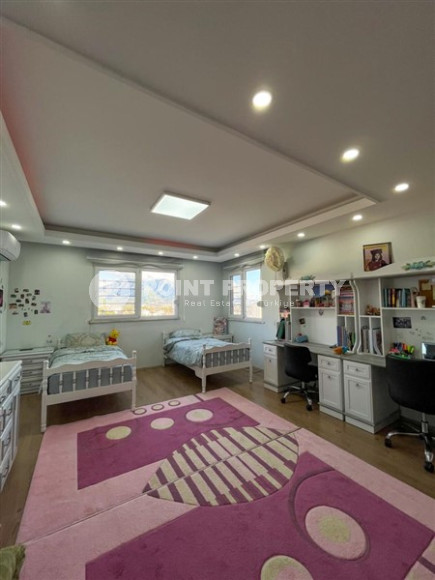 Пятикомнатный большой пентхаус 260 м2 в районе Джикджилли. Продается без мебели.-id-3832-фото-6