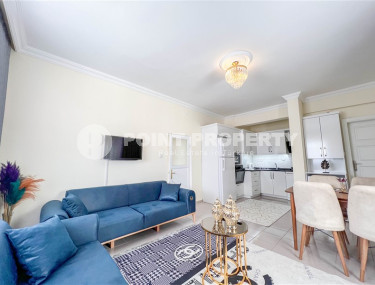 Cozy one-bedroom apartment in the sought-after area of Mahmutlar, just 50 meters from the sea.-id-1325-photo-4