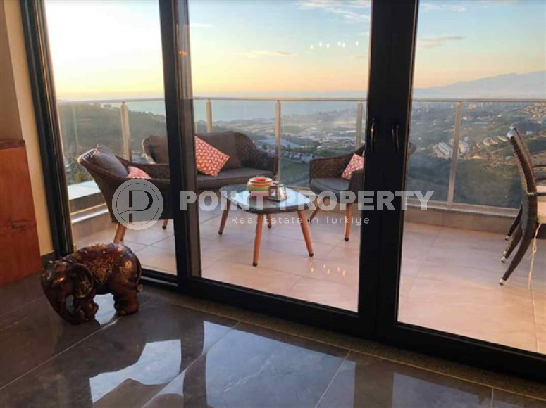 Двухуровневая квартира с роскошным дизайном помещений 150 м2, район Каргыджак-id-3835-фото-3