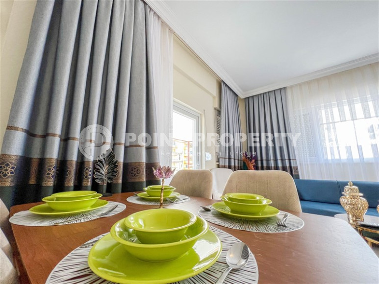 Cozy one-bedroom apartment in the sought-after area of Mahmutlar, just 50 meters from the sea.-id-1325-photo-6