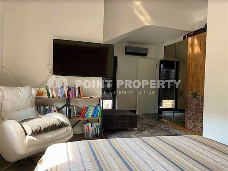 Двухуровневая квартира с роскошным дизайном помещений 150 м2, район Каргыджак-id-3835-фото-13