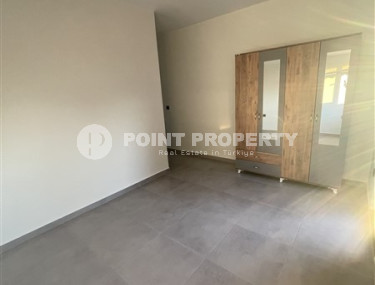 Three-room penthouse with an area of 134 m2 in a new complex in 2021, Mahmutlar district-id-3838-photo-4