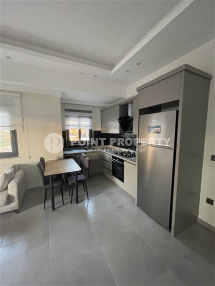 Three-room penthouse with an area of 134 m2 in a new complex in 2021, Mahmutlar district-id-3838-photo-8