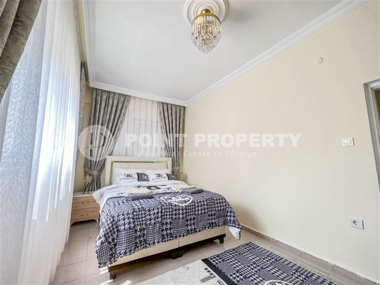 Cozy one-bedroom apartment in the sought-after area of Mahmutlar, just 50 meters from the sea.-id-1325-photo-10