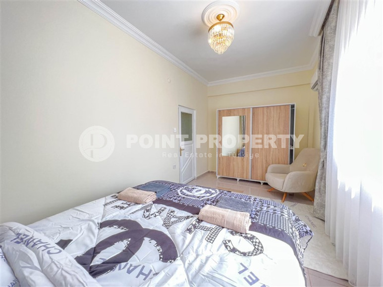 Cozy one-bedroom apartment in the sought-after area of Mahmutlar, just 50 meters from the sea.-id-1325-photo-11