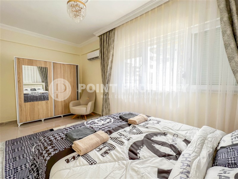 Cozy one-bedroom apartment in the sought-after area of Mahmutlar, just 50 meters from the sea.-id-1325-photo-13