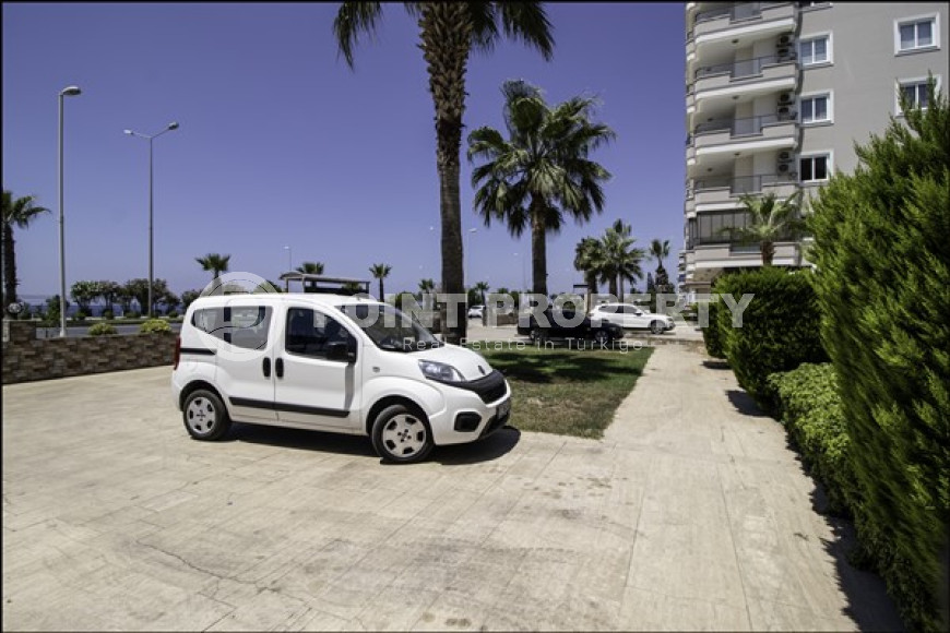 Cozy 2+1 apartment with a luxurious sea view.-id-3840-photo-11
