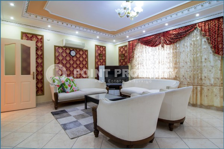 Двухкомнатная квартира, общей площадью 120 м2, на 3-м этаже в доме 2010 года постройки.-id-3842-фото-1