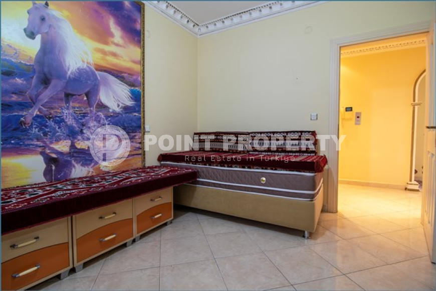 Two-room apartment with a total area of 120 m2, on the 3rd floor in a building built in 2010.-id-3842-photo-4