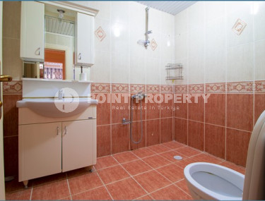 Two-room apartment with a total area of 120 m2, on the 3rd floor in a building built in 2010.-id-3842-photo-5