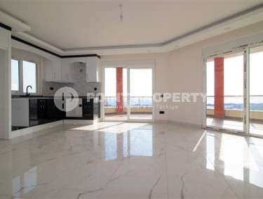 Spacious two-level apartment on the 9th floor with an attic with panoramic sea views.-id-3845-photo-1