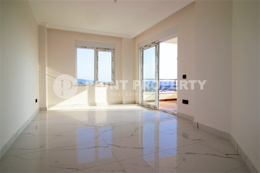 Spacious two-level apartment on the 9th floor with an attic with panoramic sea views.-id-3845-photo-3
