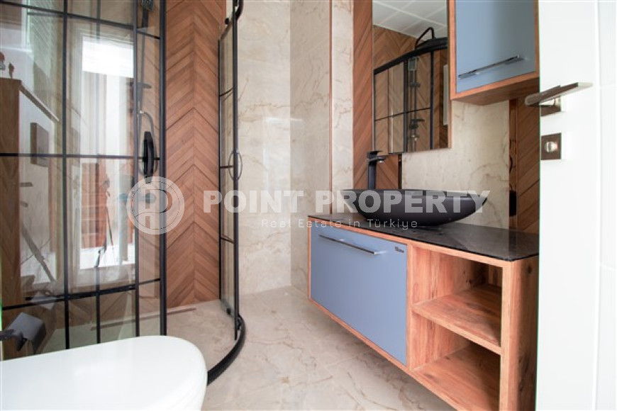 Spacious two-level apartment on the 9th floor with an attic with panoramic sea views.-id-3845-photo-6