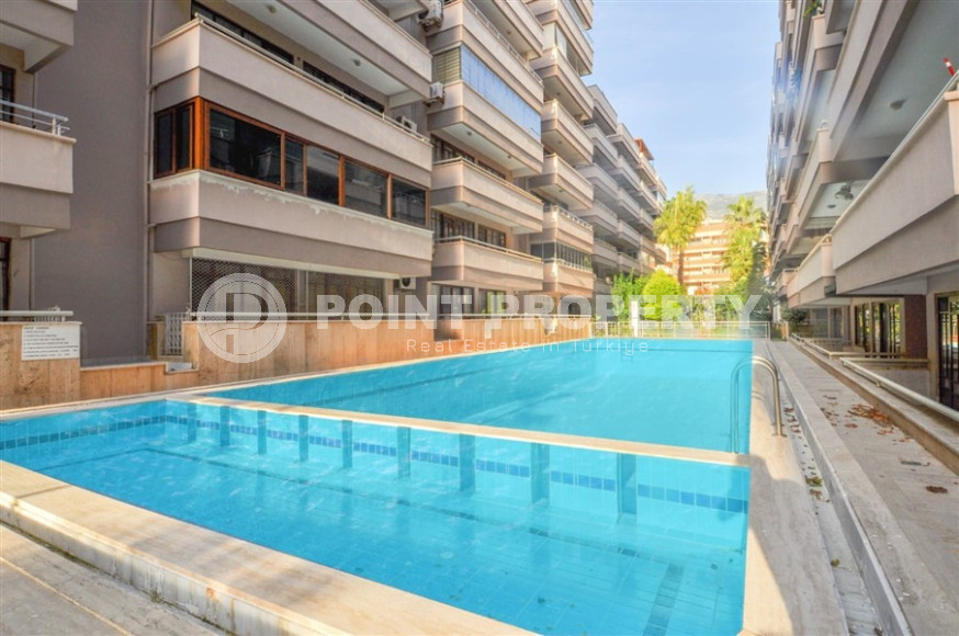 Cozy one-bedroom apartment in the sought-after area of Mahmutlar, just 50 meters from the sea.-id-1325-photo-20