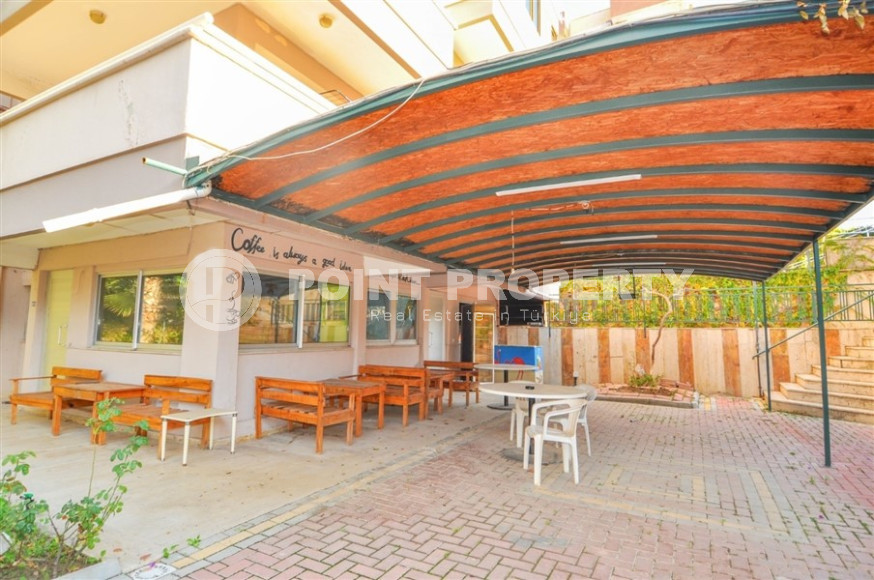 Cozy one-bedroom apartment in the sought-after area of Mahmutlar, just 50 meters from the sea.-id-1325-photo-22