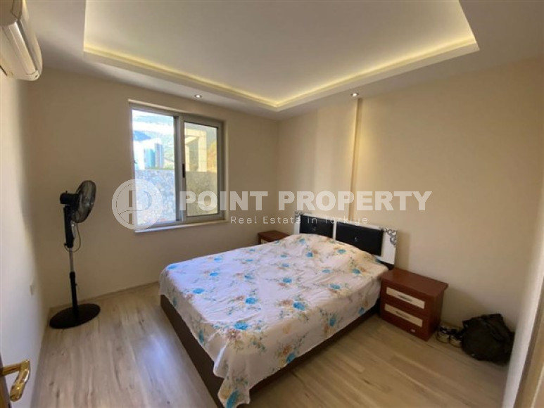 Villa 5+1 with a private pool and garden in the Mahmutlar area.-id-3848-photo-7