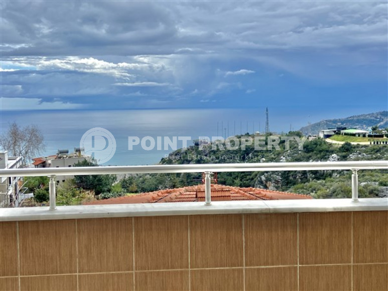 Четырёхкомнатная дуплексная вилла с площадью 170 м2, центр Аланьи, район Бекташ-id-3851-фото-12