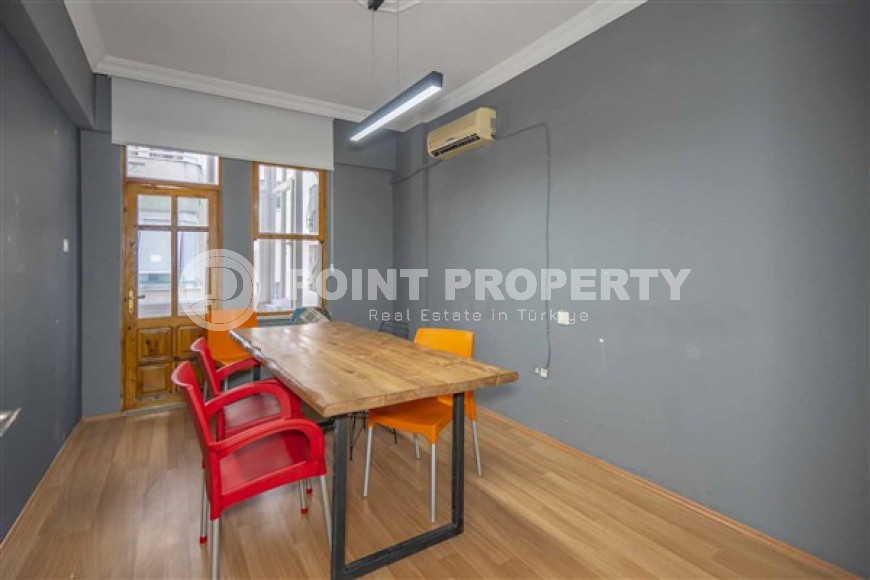 Светлая и просторная квартира 3+1 с площадью 160 м2, центр Аланьи-id-3855-фото-9