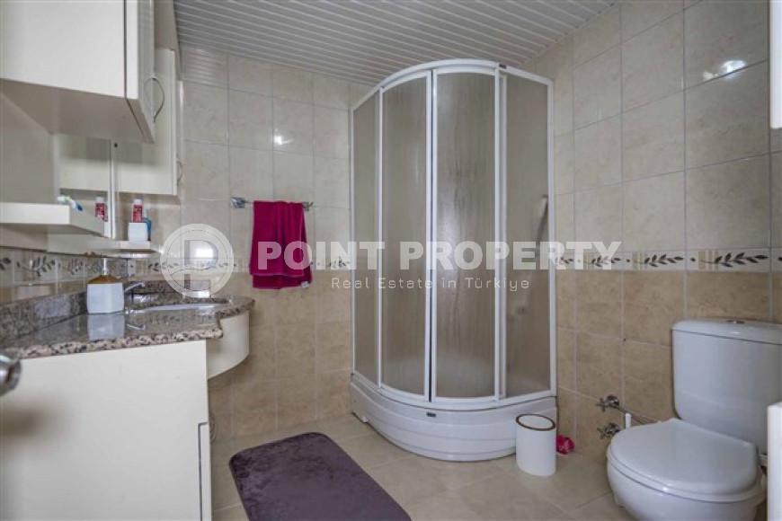 Luxurious six-room penthouse 230 m2 unfurnished, Alanya center-id-3856-photo-6