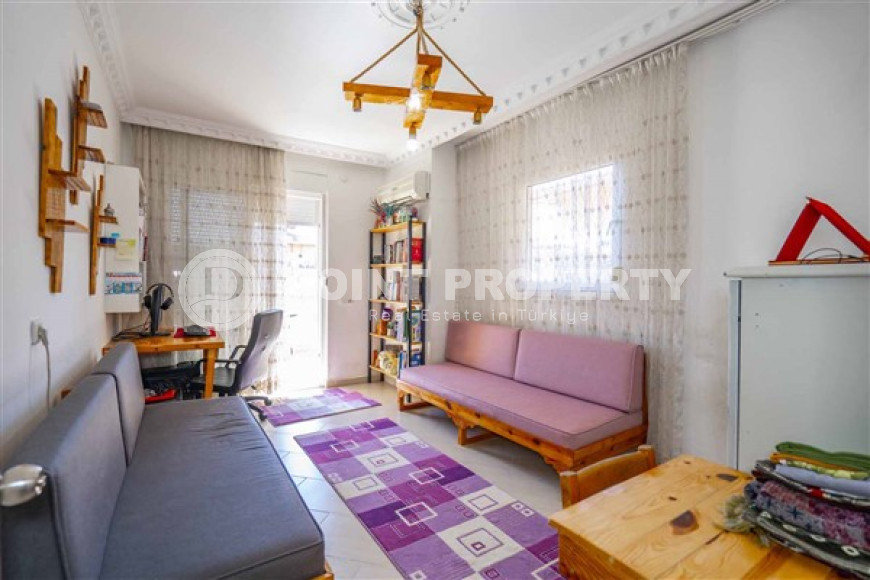 Luxurious six-room penthouse 230 m2 unfurnished, Alanya center-id-3856-photo-7