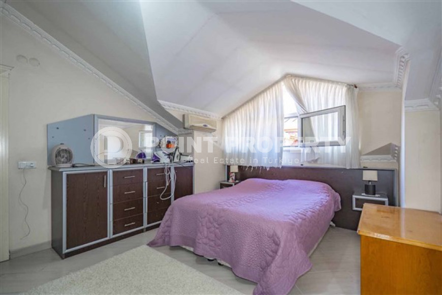 Luxurious six-room penthouse 230 m2 unfurnished, Alanya center-id-3856-photo-10