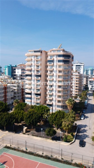 Cozy apartment with two bedrooms 400 meters from the sea.-id-3862-photo-11