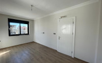 Small 1+1 apartment in fine finishing in the Gazipasa area.-id-3865-photo-3