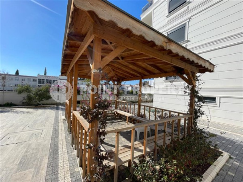 Small 1+1 apartment in fine finishing in the Gazipasa area.-id-3865-photo-7