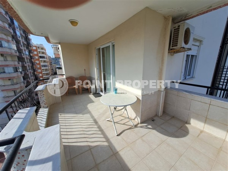 Apartment with three bedrooms in the center of Mahmutlar.-id-3866-photo-6